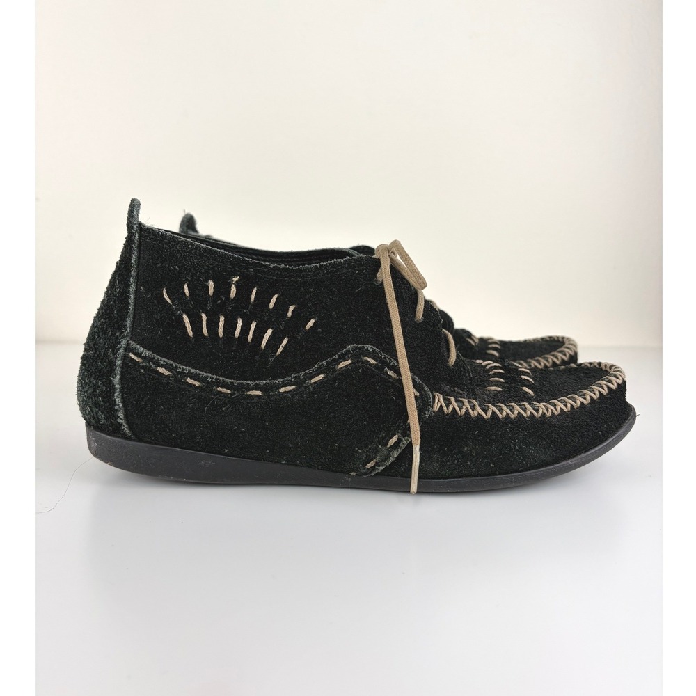 Minnetonka Black Suede Lace-Up Moccasin Shoes Women's 9 Vintage Contrast Stitch